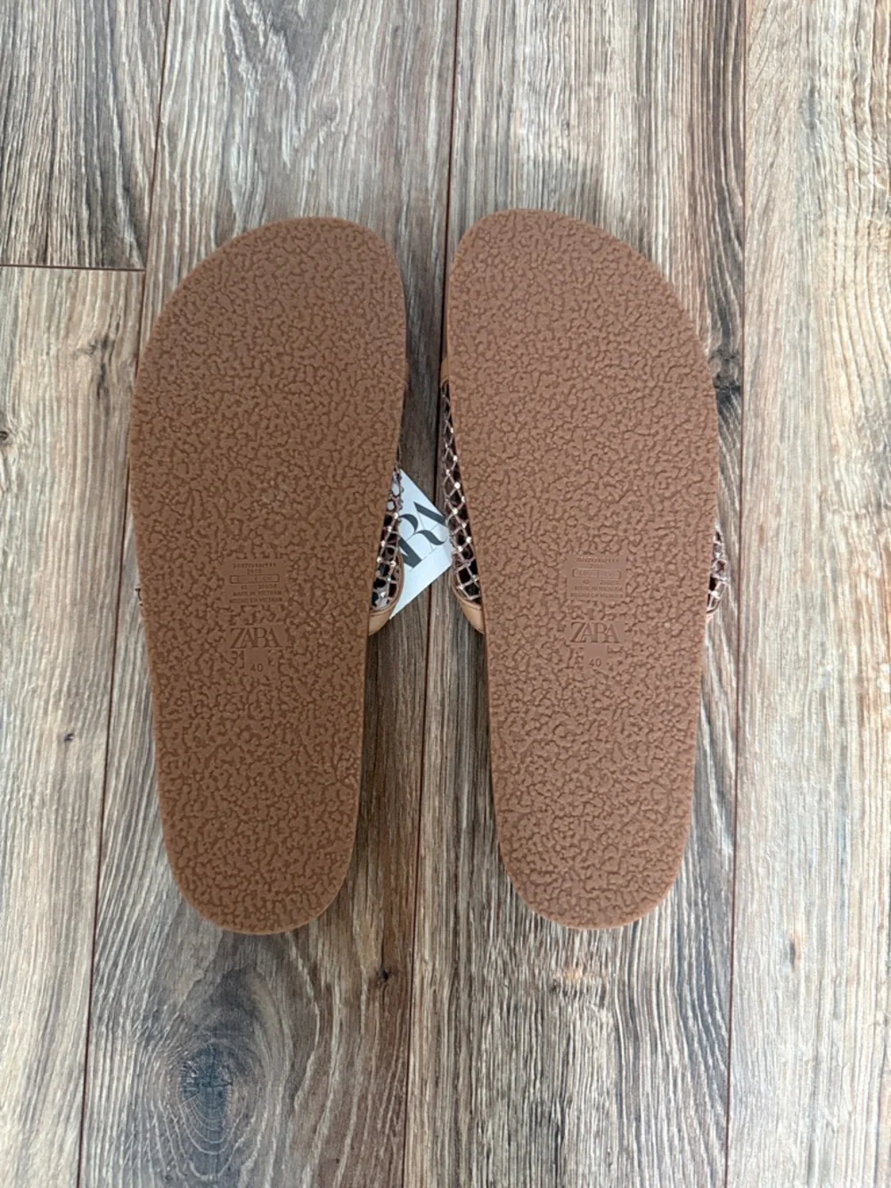 NWT Zara Tan Mesh Slide Sandals - Picture 2 of 3
